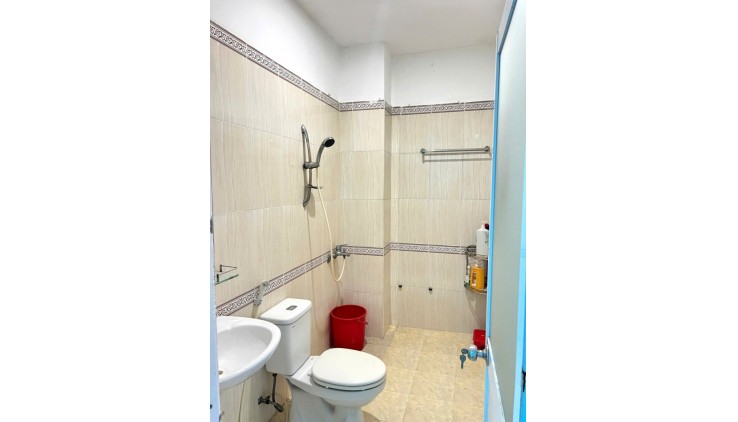 Bán Nhà 3 Tầng Hẻm Xe Hơi 64m2_4*16m Chỉ 6.4 Tỷ QL 13 Hiệp Bình Phước Thủ Đức